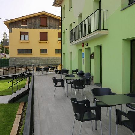 Aterpe Kanpezu Hostel Santa Cruz de Campezo Exteriör bild
