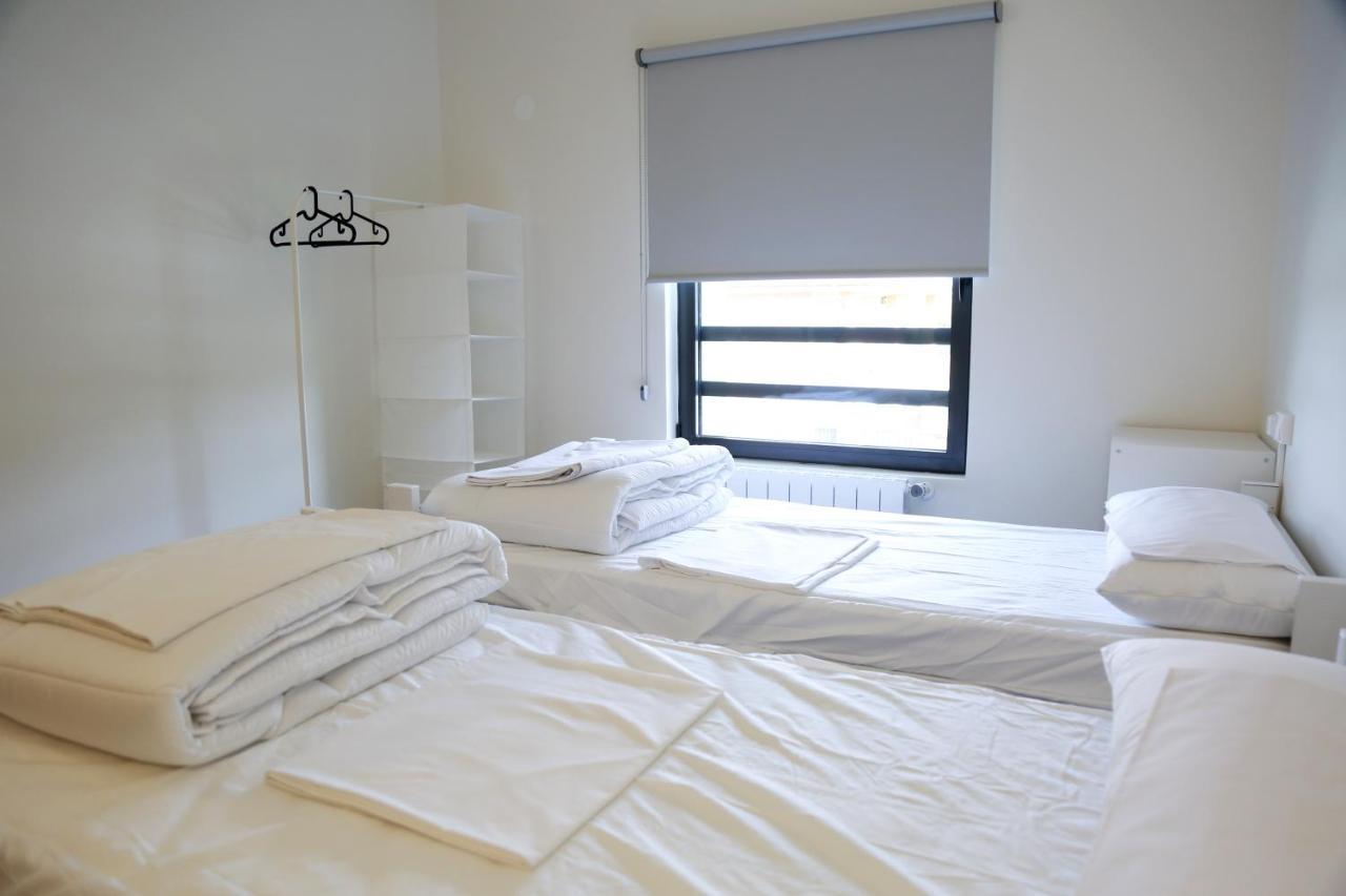 Aterpe Kanpezu Hostel Santa Cruz de Campezo Exteriör bild